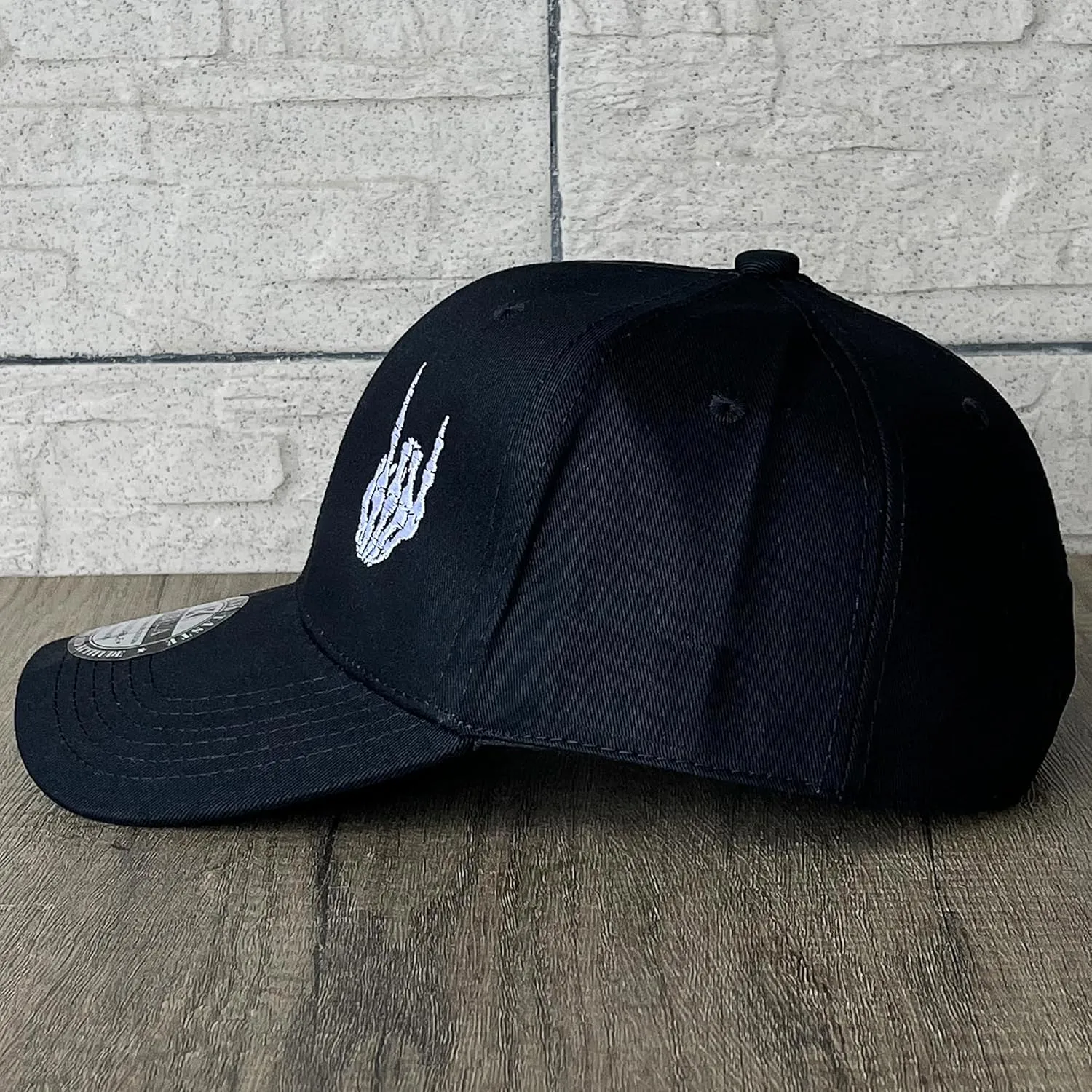 Skeleton Hand with Finger Embroidered Baseball Cap,Funny Plain Black Snapback dad Hats for Men Women